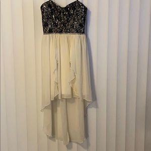 Juniors Homecoming/ Formal dress